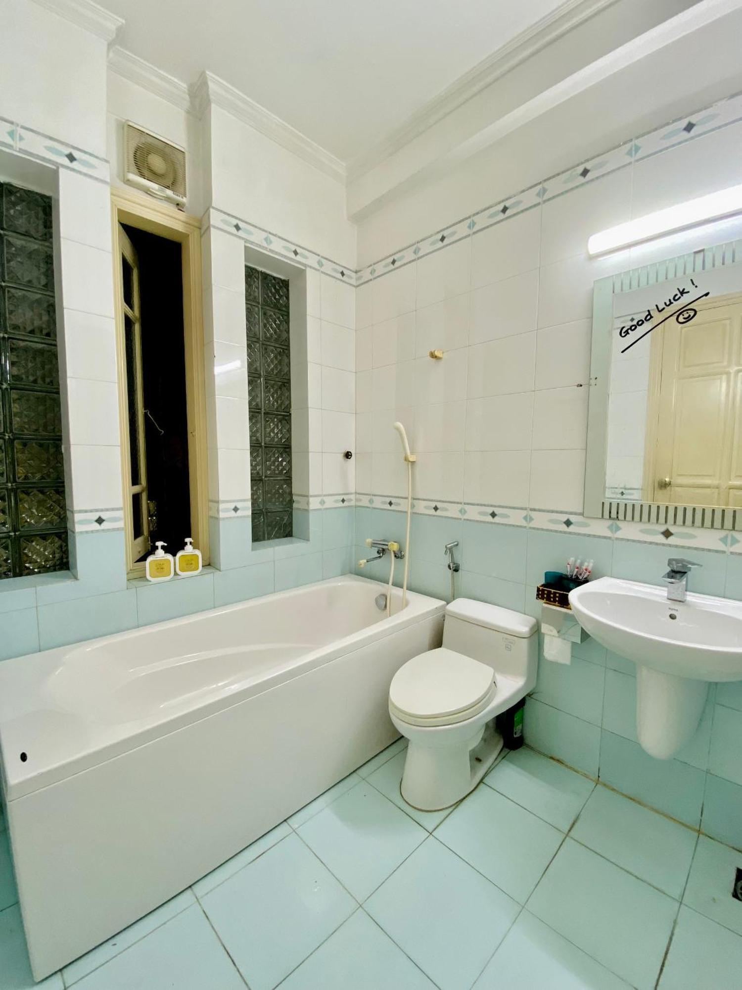 Lava Homestay Hai Phong Exterior photo